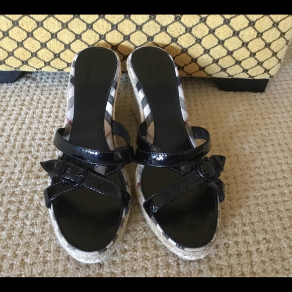 Burberry black leather wedge sandals size 9 - Picture 4 of 8